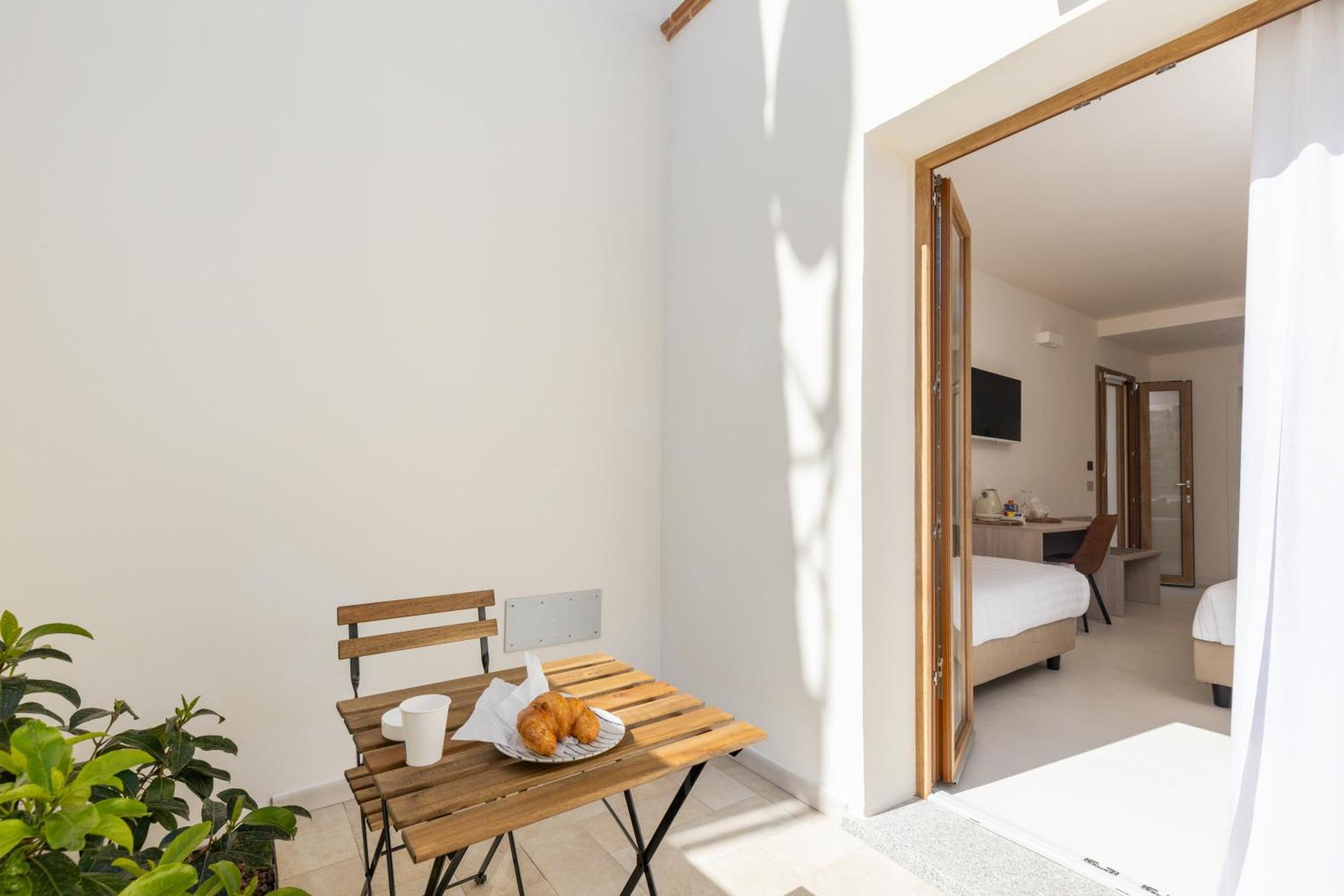 Ausentu Guest House Tortoli Exterior photo